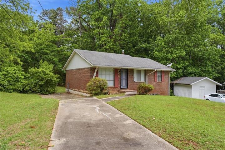 Property Photo:  1947 Grange Drive SE  GA 30315 