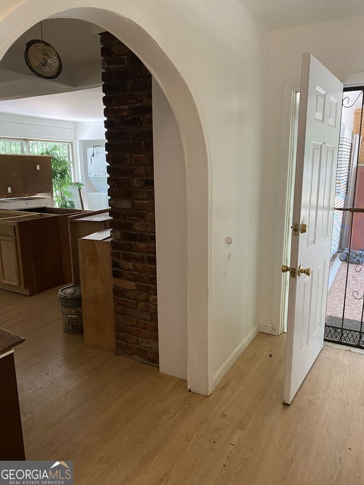 Property Photo: 2900 Clearwater Road SW GA 30331