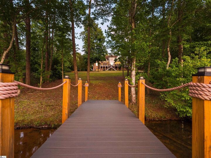 Property Photo:  1 Rawlins Court  SC 29651 