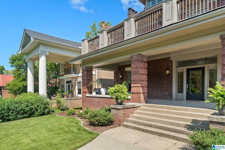 Property Photo:  3206 Cliff Road  AL 35205 