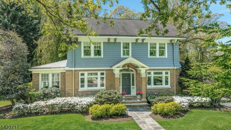 Property Photo:  230 Summit Ave  NJ 07901 