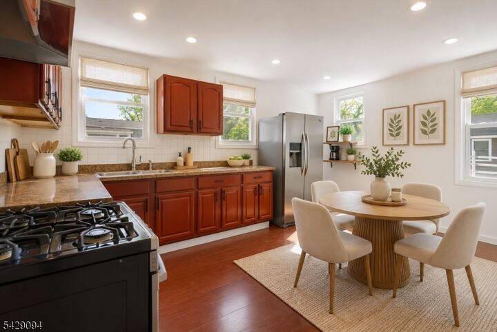 Property Photo:  85 Franklin Ter  NJ 07111 