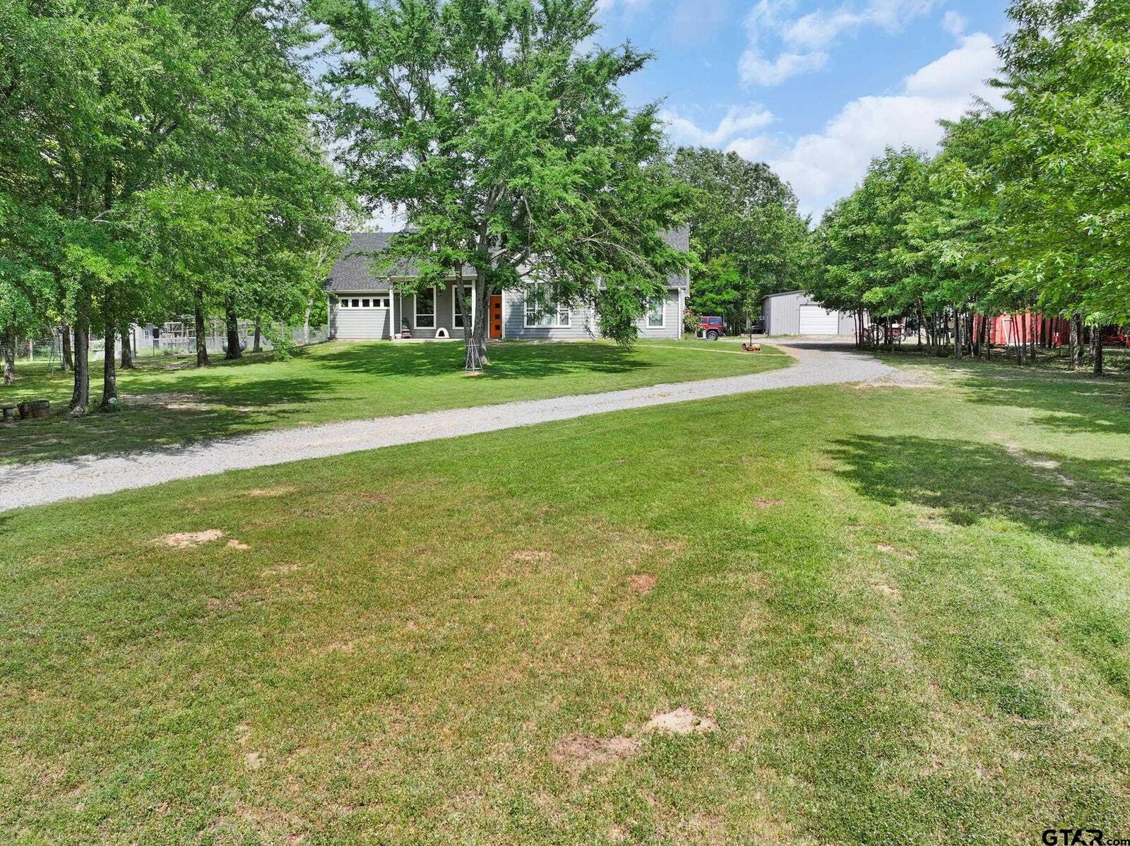 Property Photo:  2640 County Road 1030 NW  TX 75457 