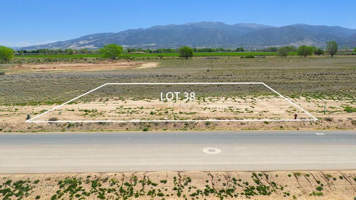 Property Photo: 2568 N Chelsey Parkway UT 84721