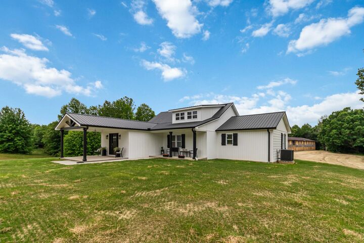 Property Photo:  2913 Gentry Mill Road  KY 42642 