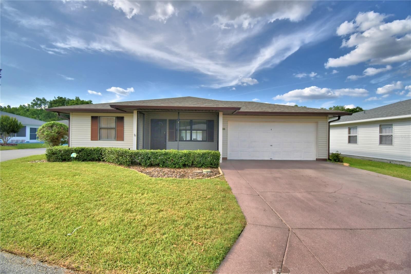 Property Photo:  4828 Squire Hollow Drive  FL 33811 