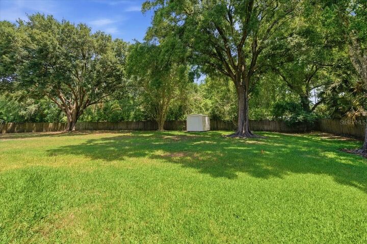 Property Photo: 3902 Meadowlark Court FL 34639