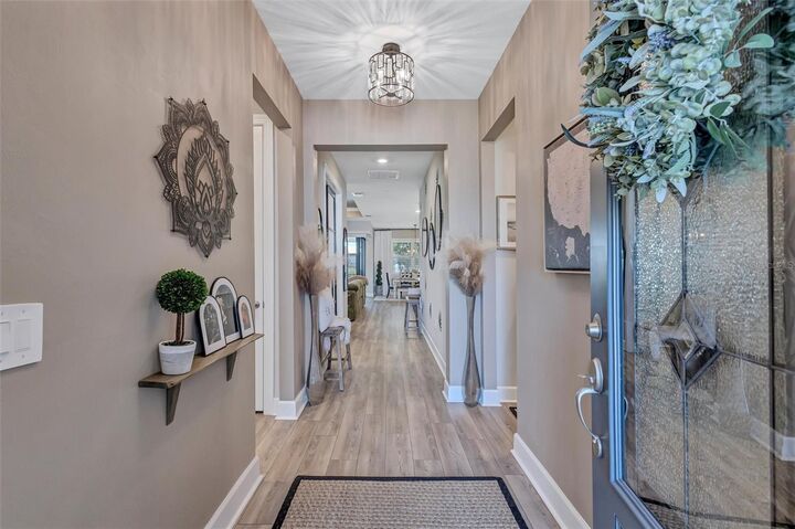 Property Photo:  711 Pintail Cove  FL 34212 