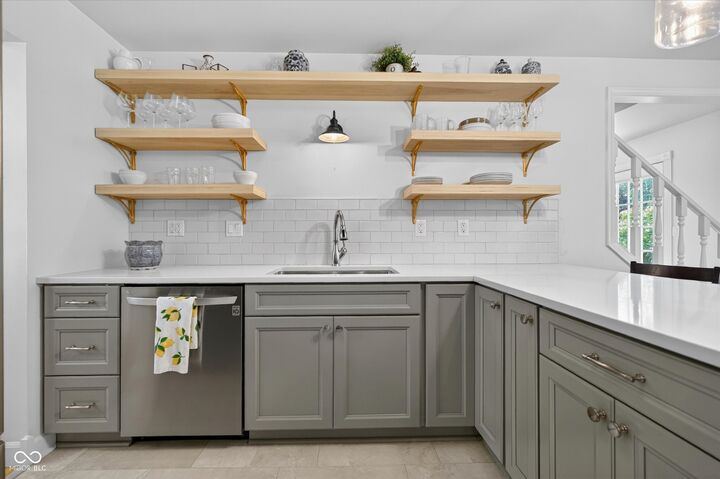 Property Photo:  281 Lansdowne Drive  IN 46060 