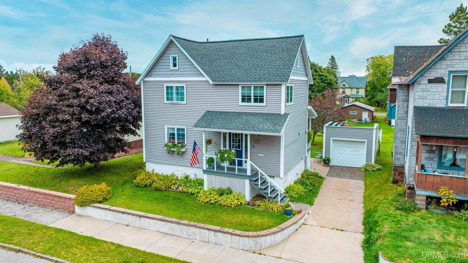 Property Photo: 118 Iroquois Street MI 49913