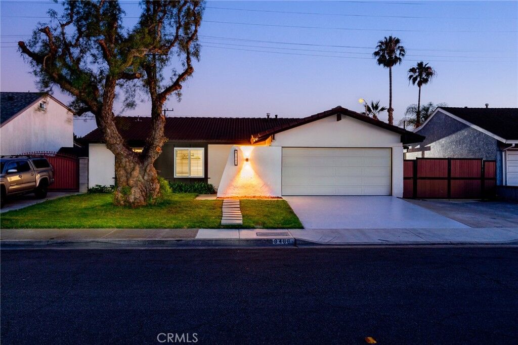 Property Photo:  9466 Warbler Avenue  CA 92708 