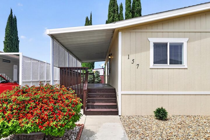 Property Photo:  157 Security Lane  CA 95828 