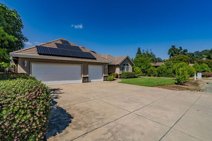 Property Photo:  151 Saint Andrews Road  CA 95252 