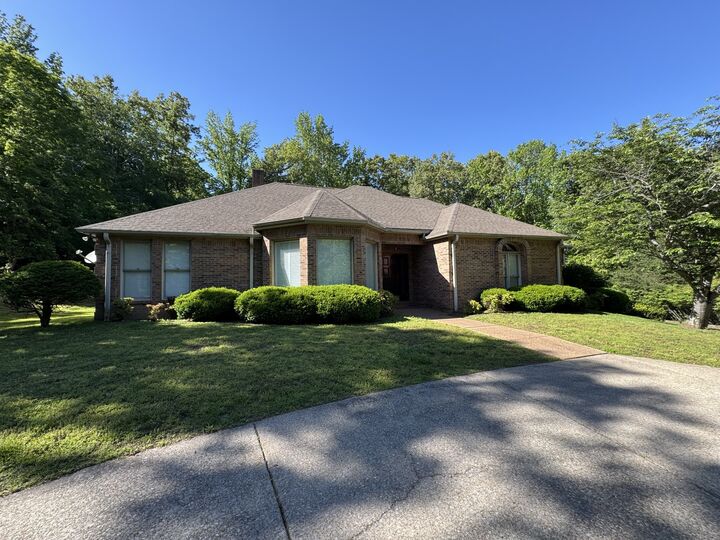 Property Photo: 216 Patrick Dr TN 37058