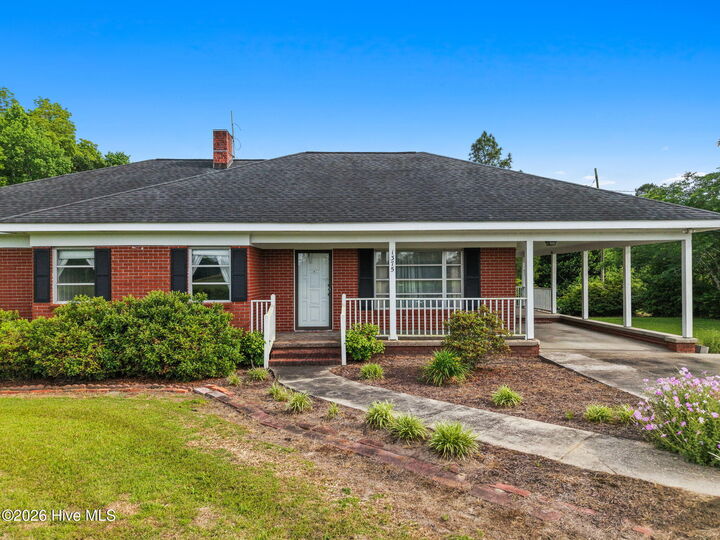 Property Photo: 1375 Kenny Jordan Road NC 28463