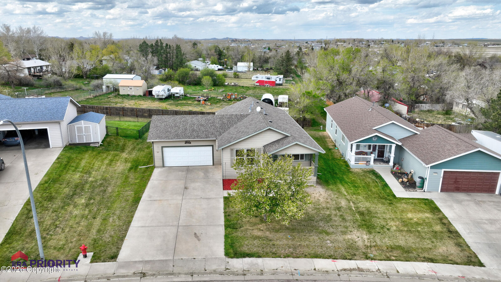 Property Photo:  1637 Pathfinder Cir -  WY 82716 