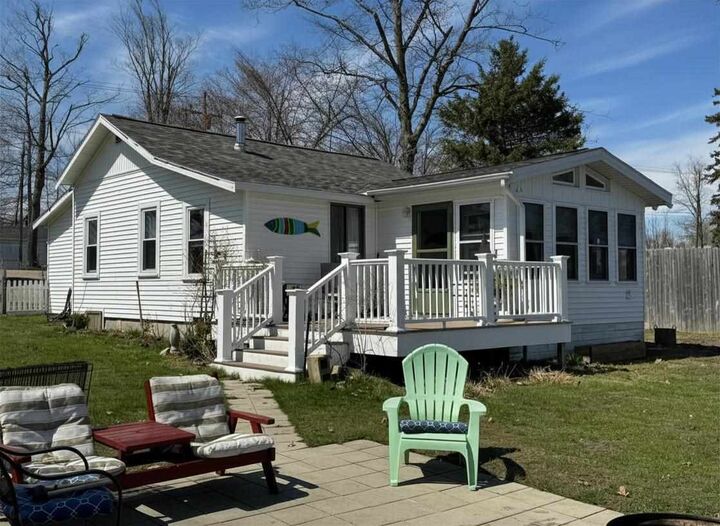 Property Photo:  6398 Paradise  MI 49718 
