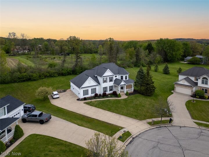 Property Photo:  8772 Waterford Court  OH 44241 