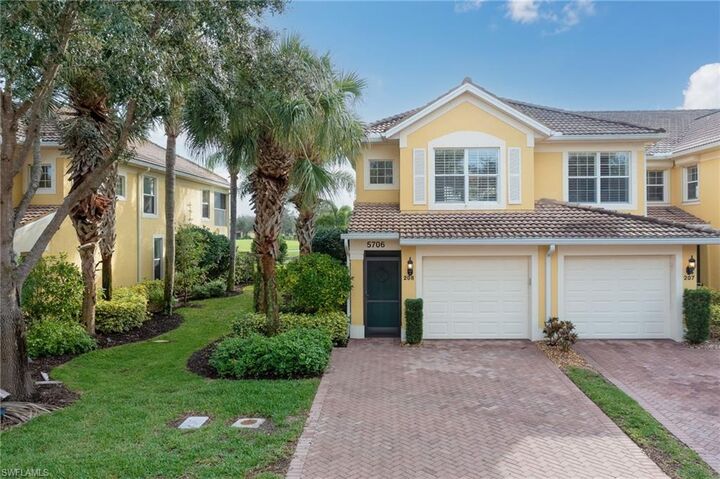 Property Photo:  5706 Mayflower Way 208  FL 34142 