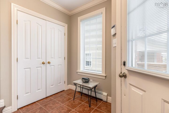 Property Photo:  27 Fleetview Drive  NS B3M 4W1 