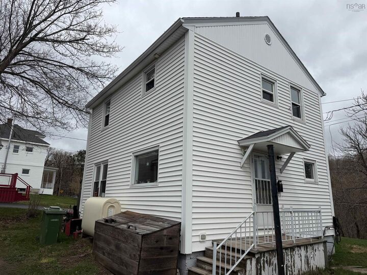Property Photo:  30 Munroe Avenue  NS B2H 2E5 