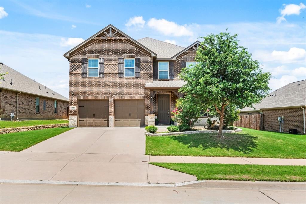 Property Photo:  2521 Boot Jack Road  TX 76177 