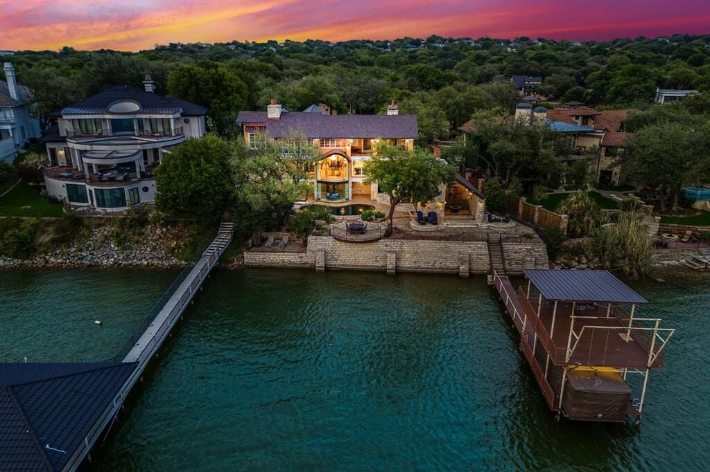 Property Photo: 8805 Royal Harbor Court TX 76179