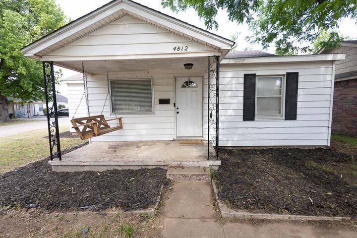Property Photo:  4812 N College Avenue  OK 73008 