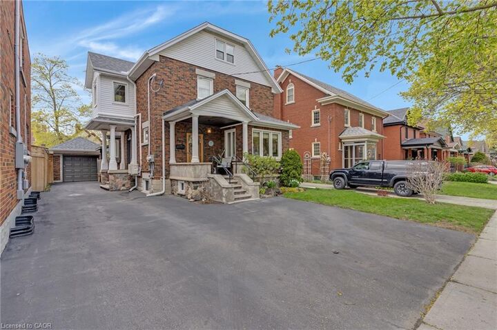 Property Photo:  115 Filbert Street  ON N2H 1Y3 