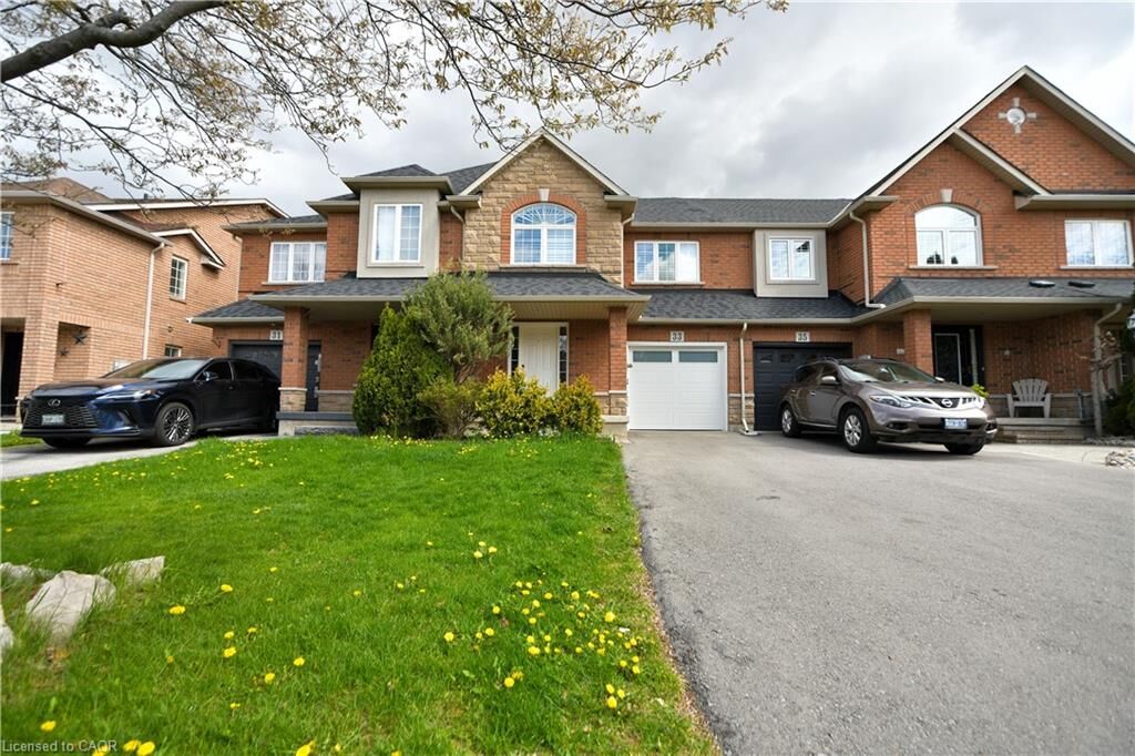 Property Photo:  33 Hannon Crescent  ON L0R 1P0 