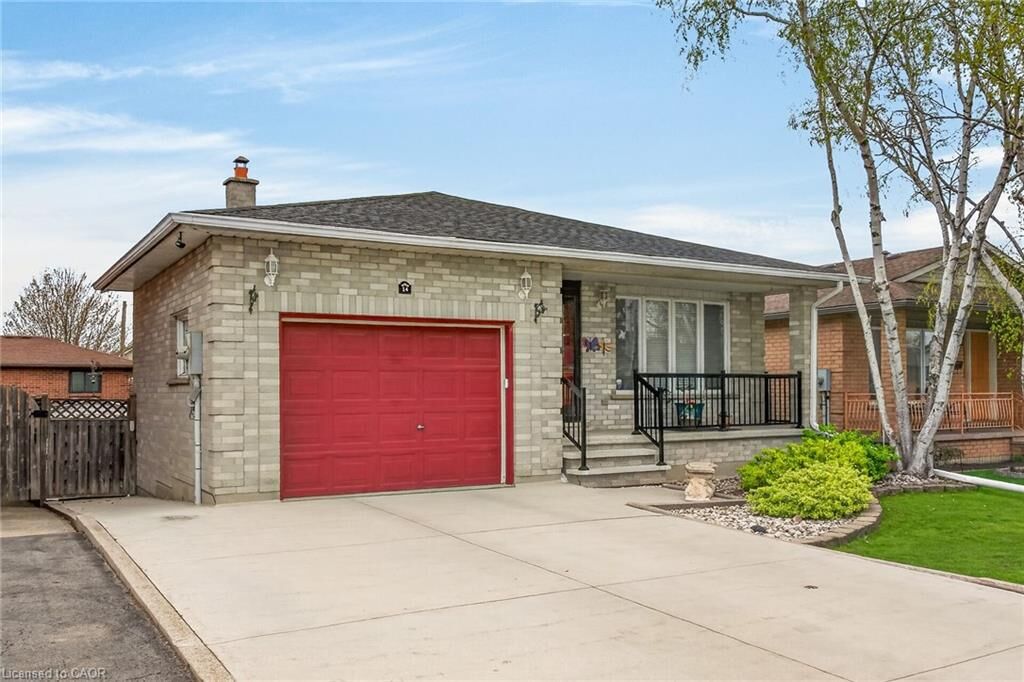 Property Photo:  14 Presidio Drive  ON L8W 3J5 