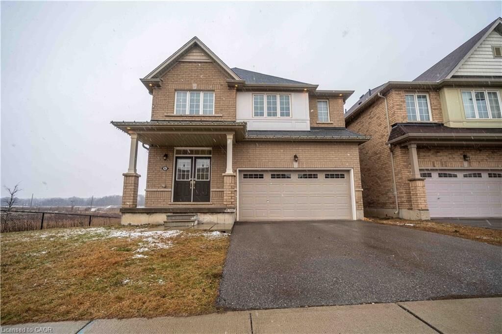 Property Photo:  92 Longboat Run W  ON N3T 0P9 