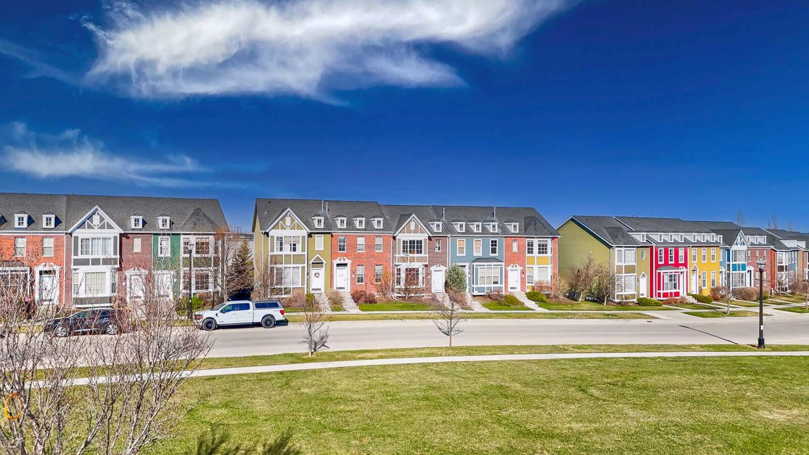 Property Photo:  280 Rainbow Falls Drive  AB T1X 0E4 