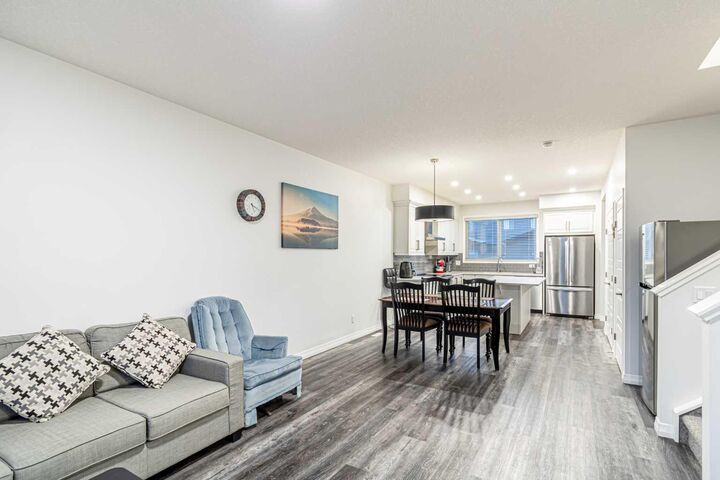 Property Photo:  51 Corner Meadows Villas NE  AB T3N 1J5 