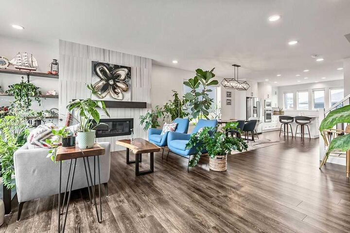 Property Photo:  125 South Harmony Drive  AB T3Z 0C5 