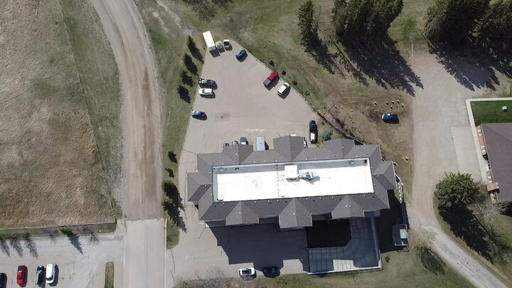 Property Photo:  5205 Woodland Road 207  AB T4G 0B2 
