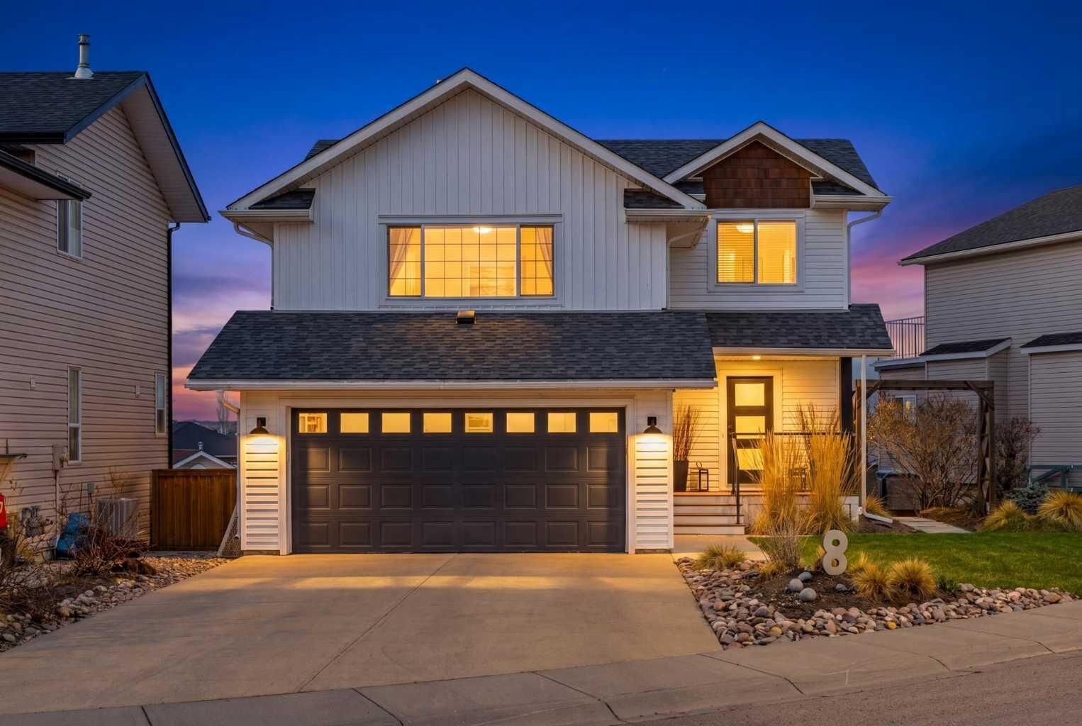 Property Photo:  8 Sheep River Hill  AB T1S 1X2 
