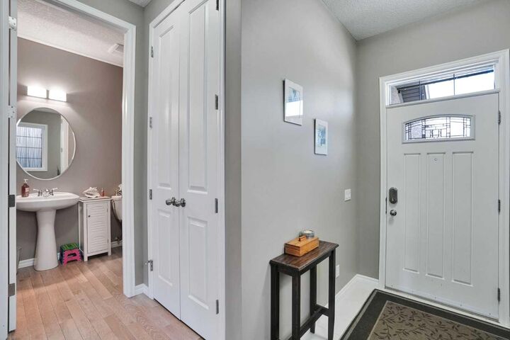 Property Photo:  109 Cranleigh Place SE  AB T3M 0N5 