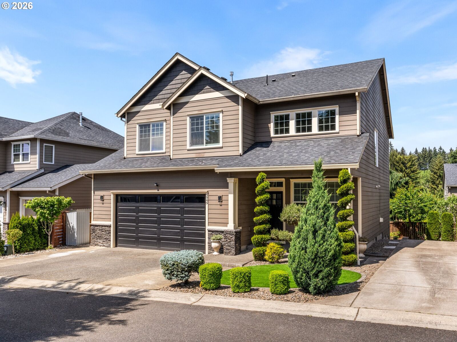 Property Photo:  4949 NE 26th Ave  WA 98663 