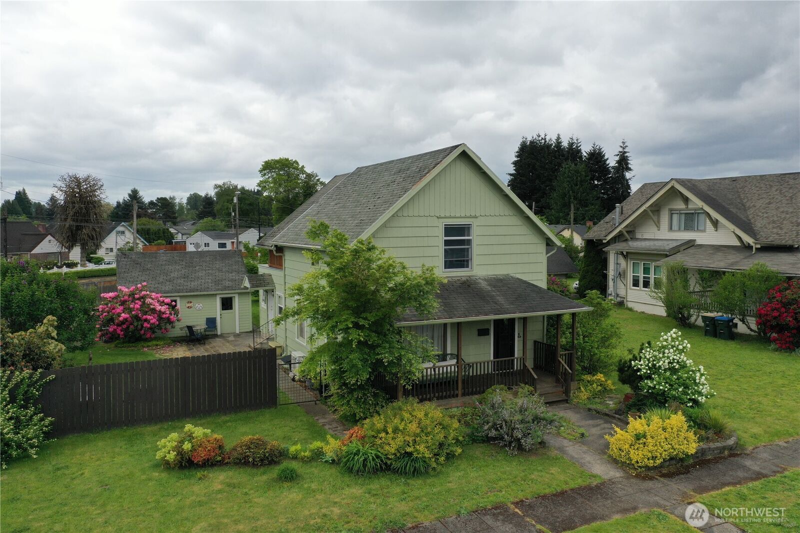 Property Photo:  612 W Cherry Street  WA 98531 