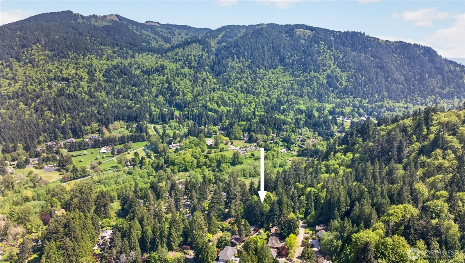 Property Photo:  37  X Crystal Creek Cir  WA 98027 