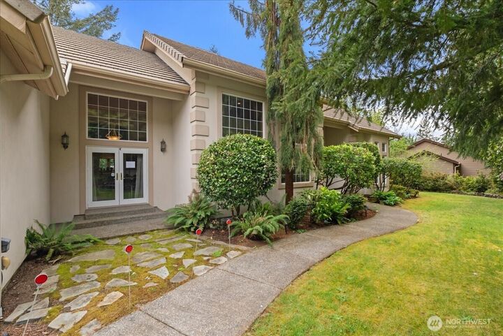 Property Photo:  121 E Sterling Dr  WA 98524 