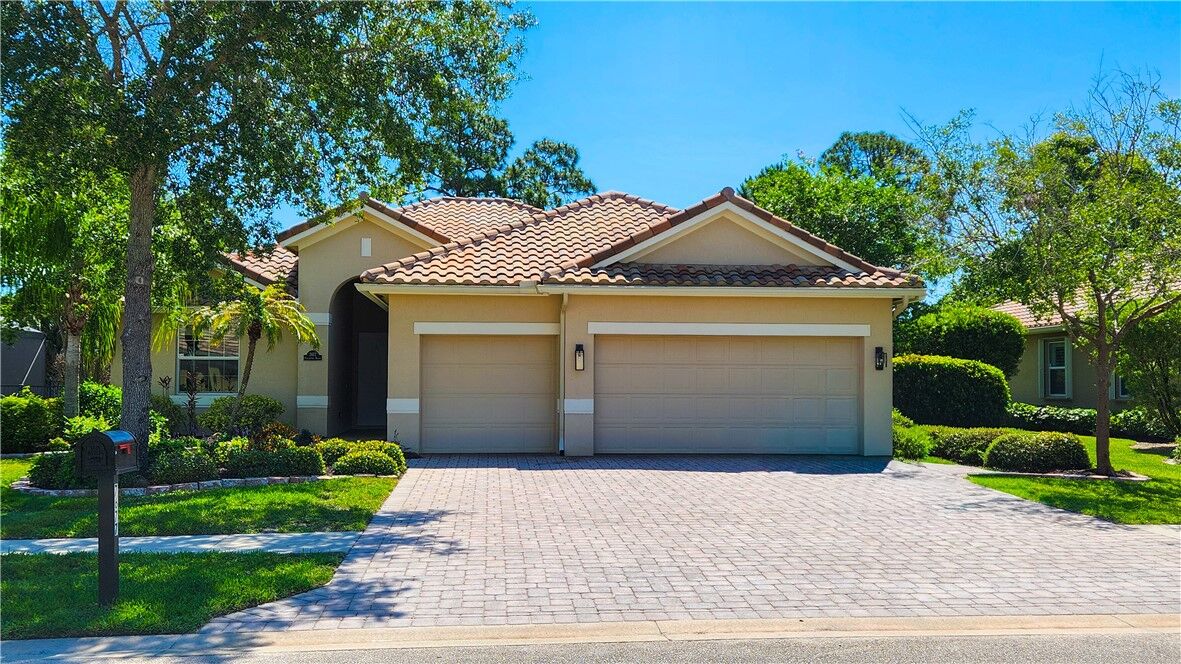 Property Photo:  7677 Fieldstone Ranch  FL 32967 