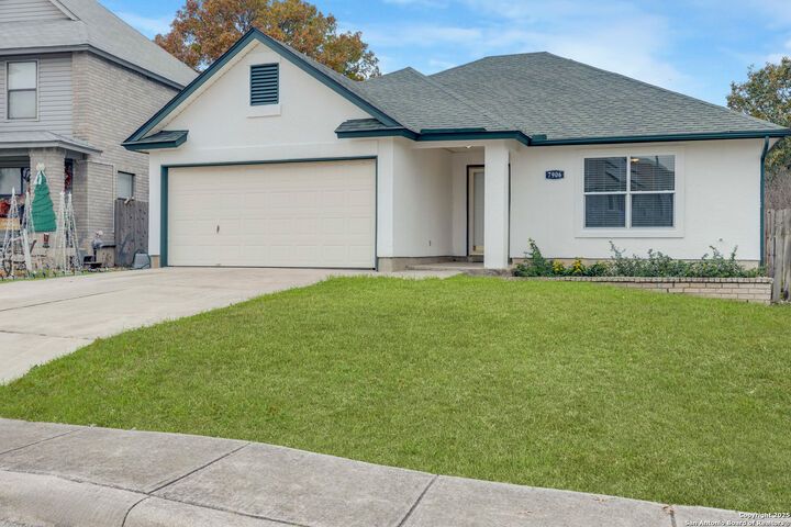 Property Photo:  7906 Swindow Cir  TX 78109 