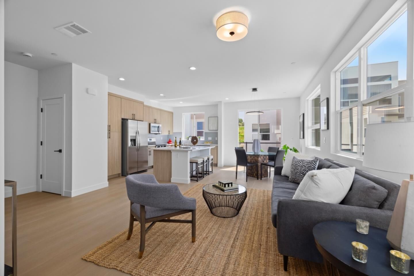 Property Photo:  835 Fassler Avenue  CA 94044 