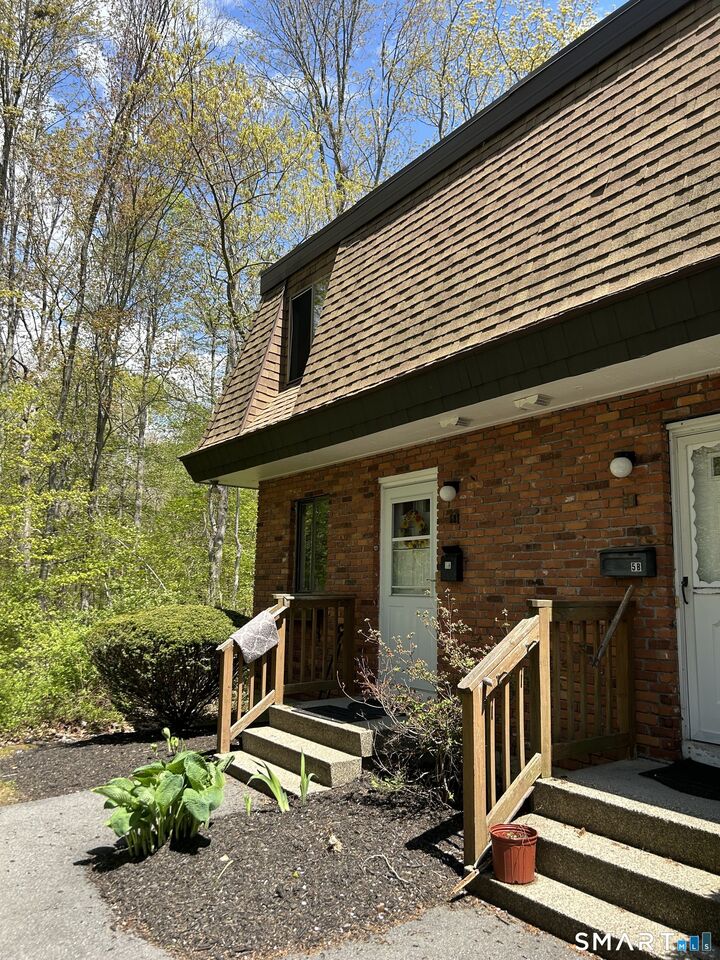 Property Photo:  11 King Arthur Drive 5A  CT 06357 