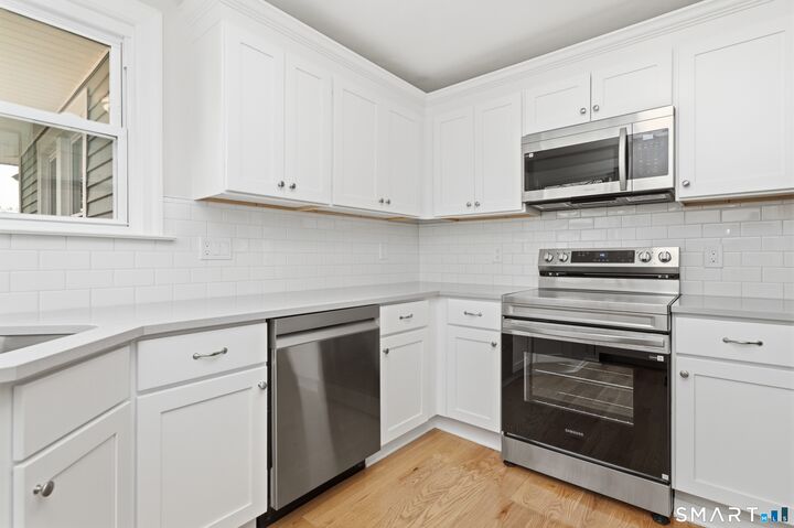 Property Photo:  704 High Street  CT 06770 