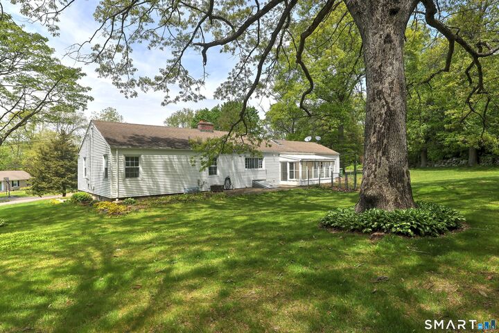 Property Photo: 397 Butternut Court CT 06477