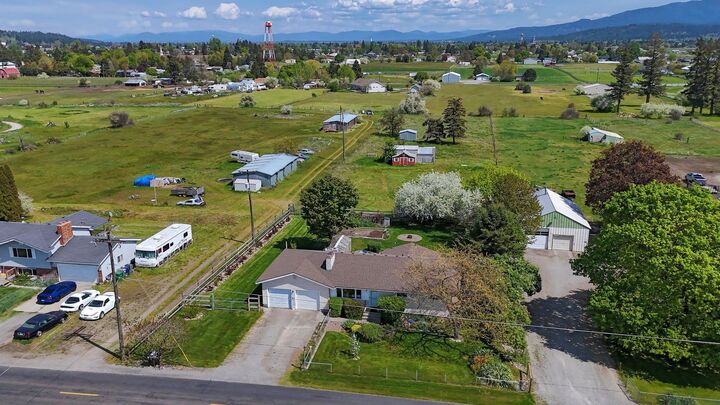 Property Photo:  4322 N Campbell Rd  WA 99027 