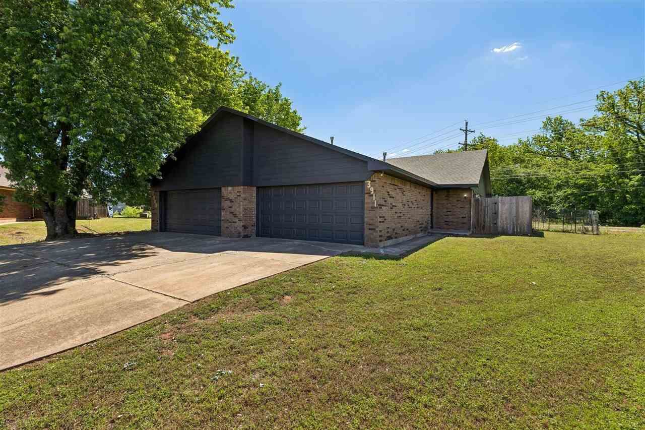 Property Photo:  3909-3911 W 18th Court  OK 74074 